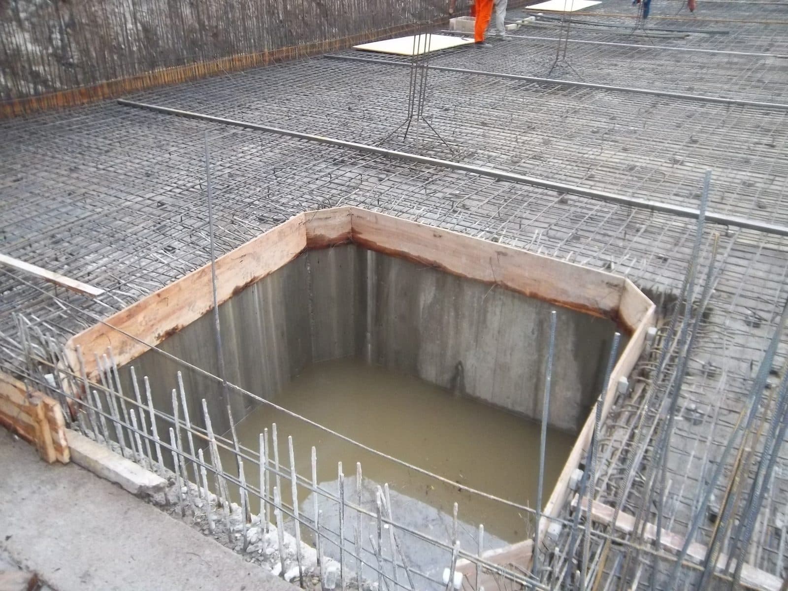 Cisterna de Almacenamiento de Agua Potable — Nogoyá — imagen 2