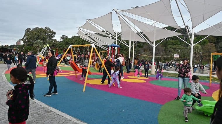Plaza “Le Petit Pisant”